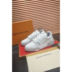 Louis Vuitton Trainer Sneaker